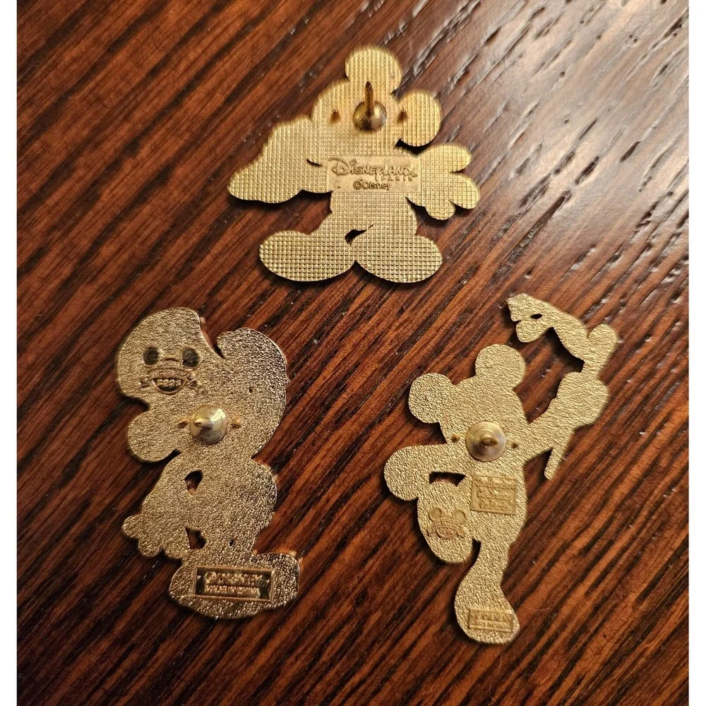 Disney Patriotic, Romantic and Marching Mickey Mouse Lot of 3 Trading Pins